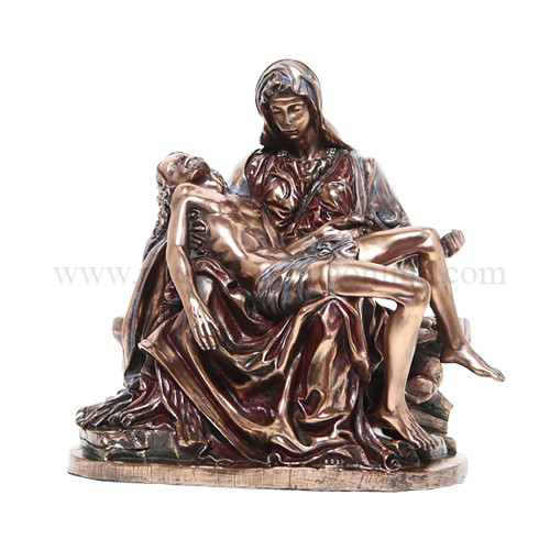8946 La Pieta